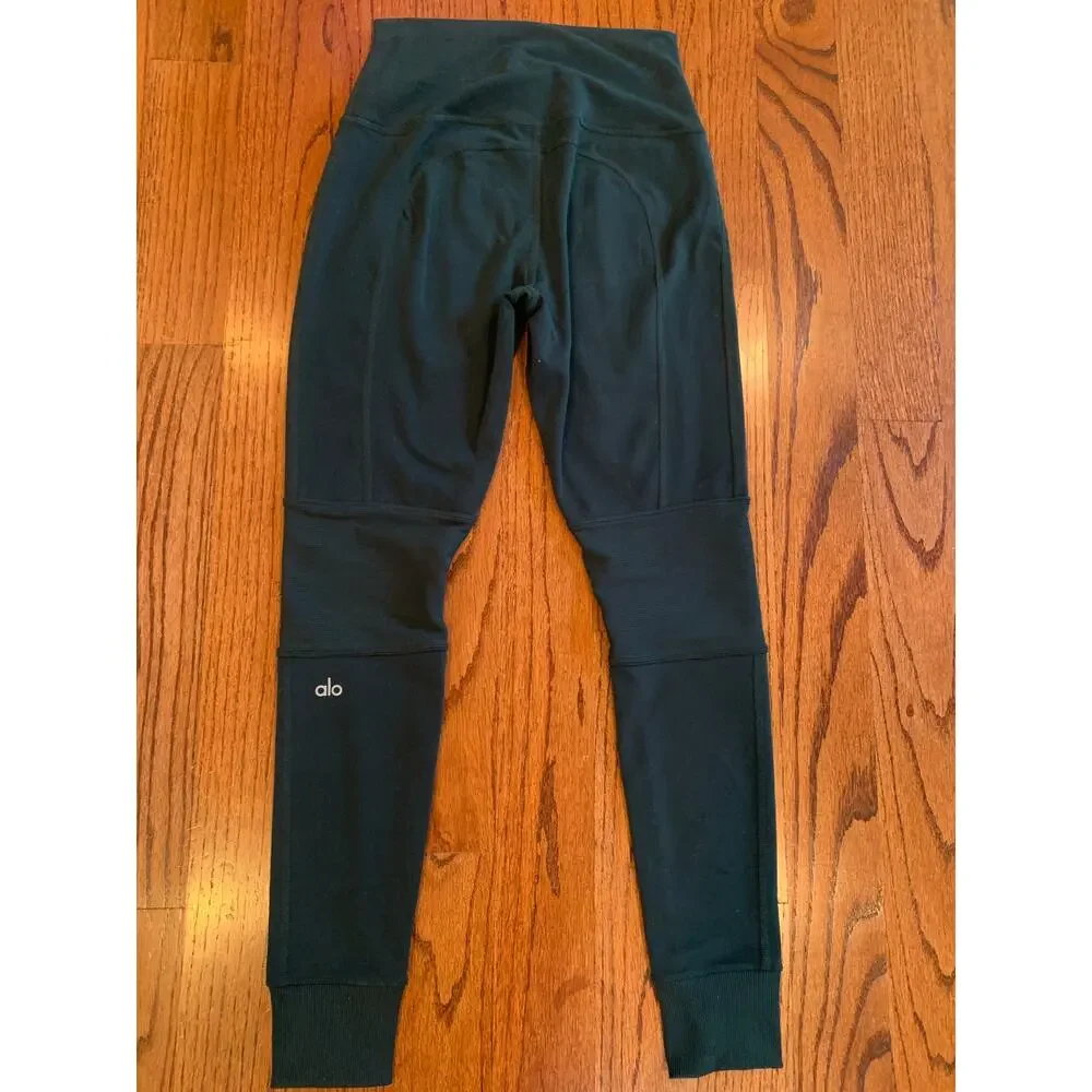 Alo Yoga Moto Ribbed  Knee Leggings | Forrest Green | XS